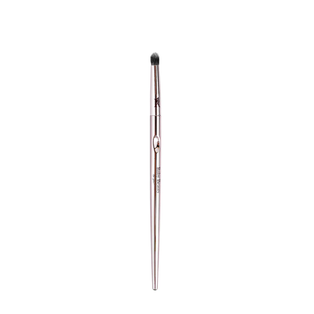 Ruby Beauty Small Size Eyeshadow Brush RB-010